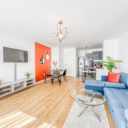 Massy Serenity - 64M2, Terrace, Balcony, Parking 外观 照片