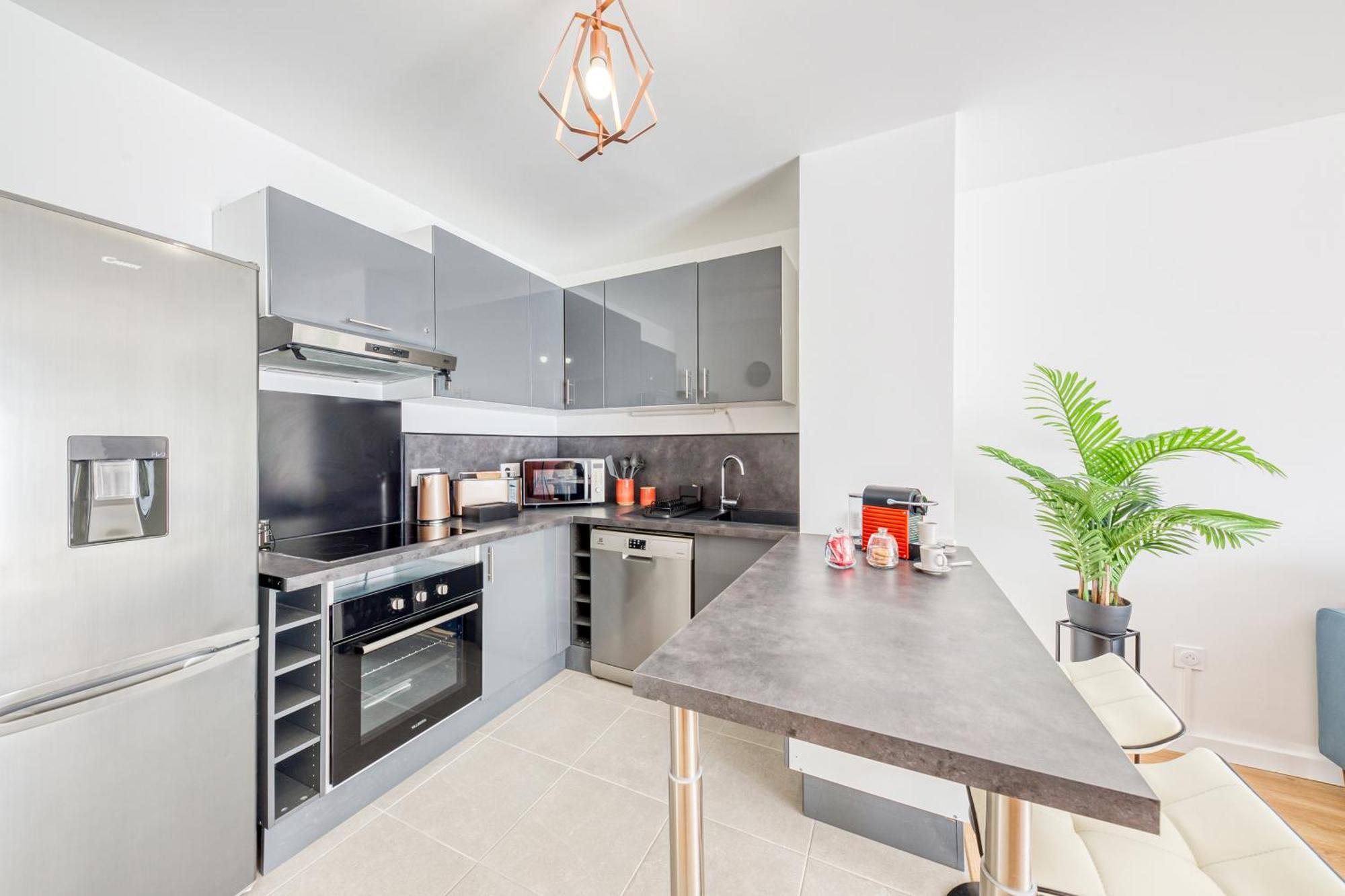 Massy Serenity - 64M2, Terrace, Balcony, Parking 外观 照片